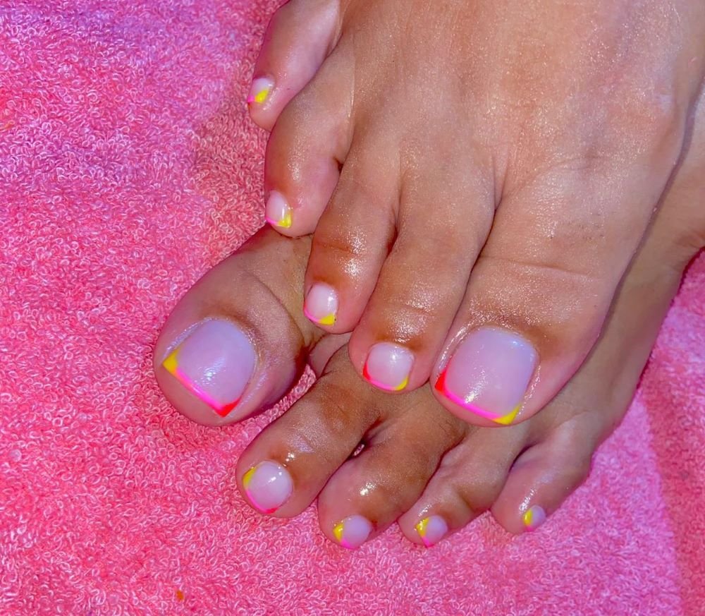 Temporary manicure image