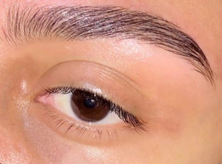 Temporary eyebrow styling image